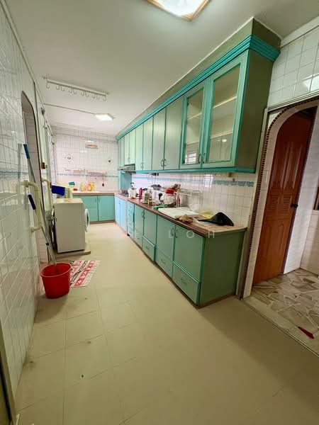 135 Bishan Street 12, 135 Bishan Street 12, 3 Bedrooms, 1,301 sqft, HDB Flat For Rent, by Vel Loh, 500195415 - Kitchen - PropertyGuru.com.sg