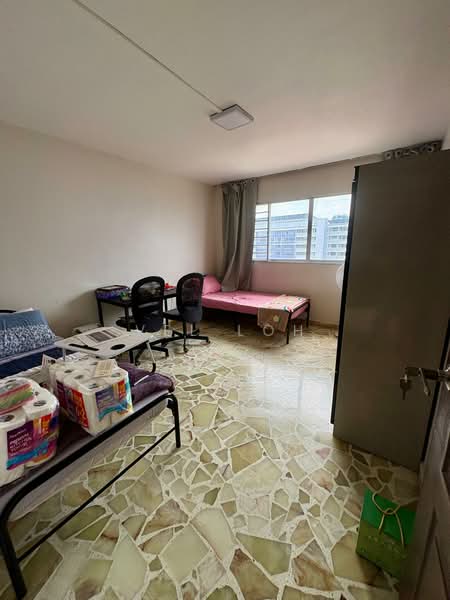135 Bishan Street 12, 135 Bishan Street 12, 3 Bedrooms, 1,301 sqft, HDB Flat For Rent, by Vel Loh, 500195415 - Bedroom - PropertyGuru.com.sg