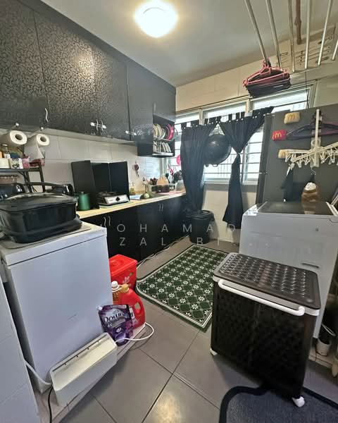 447B Jalan Kayu, 447B Jalan Kayu, 1 Bedroom, 505 sqft, HDB Flat For Sale, by Mohamad Faizal Bin Hanafi, 500195423 - Kitchen - PropertyGuru.com.sg