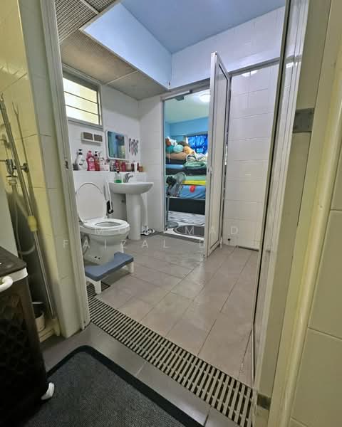 447B Jalan Kayu, 447B Jalan Kayu, 1 Bedroom, 505 sqft, HDB Flat For Sale, by Mohamad Faizal Bin Hanafi, 500195423 - Bathroom - PropertyGuru.com.sg