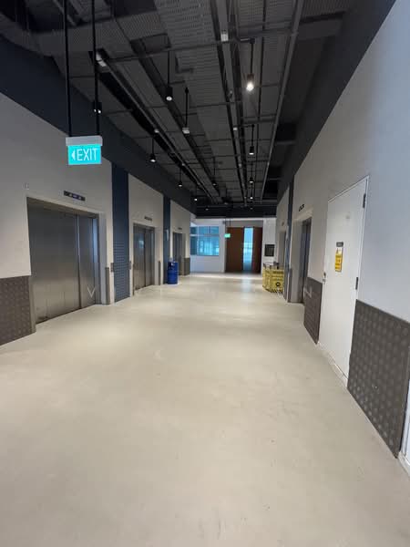 JTC 28 Ayer Rajah Crescent, 28 Ayer Rajah Crescent, 10,247 sqft, Light Industrial (B1) For Rent, by Vivian Sun 孙淑媛, 500195430 - Corridor - CommercialGuru.com.sg