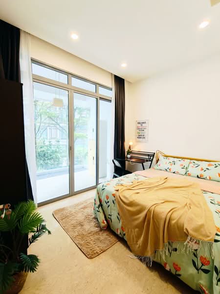 Pandan Valley, 1 Pandan Valley, Room Rental, 350 sqft, Condominium For Rent, by Angela Chan, 500195433 - Bedroom - PropertyGuru.com.sg