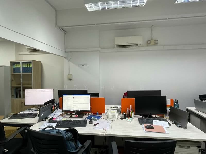 UB. One, 81 Ubi Avenue 4, 1,044 sqft, Light Industrial (B1) For Rent, by Judy Hu 胡艳, 500195438 - Interior - CommercialGuru.com.sg
