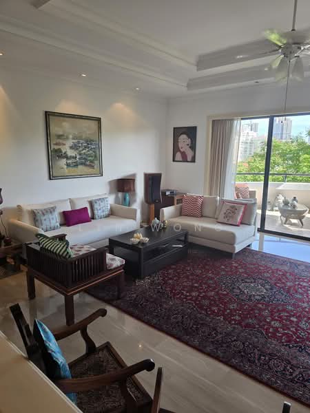 Regency Park, 3 Nathan Road, 4 Bedrooms, 3,649 sqft, Condominium For Sale, by Lyn Wong, 500195446 - Living Room - PropertyGuru.com.sg