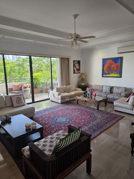 Regency Park, 3 Nathan Road, 4 Bedrooms, 3,649 sqft, Condominium For Sale, by Lyn Wong, 500195446 - Living Room - PropertyGuru.com.sg