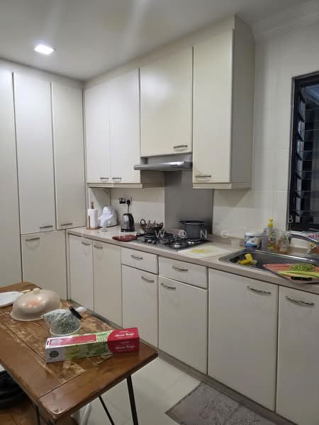 Regency Park, 3 Nathan Road, 4 Bedrooms, 3,649 sqft, Condominium For Sale, by Lyn Wong, 500195446 - Kitchen - PropertyGuru.com.sg