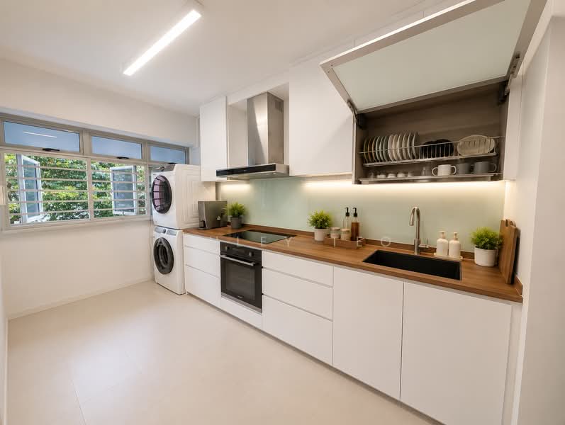 51 Strathmore Avenue, 51 Strathmore Avenue, 3 Bedrooms, 969 sqft, HDB Flat For Sale, by Ashley Teo, 500195450 - Kitchen - PropertyGuru.com.sg