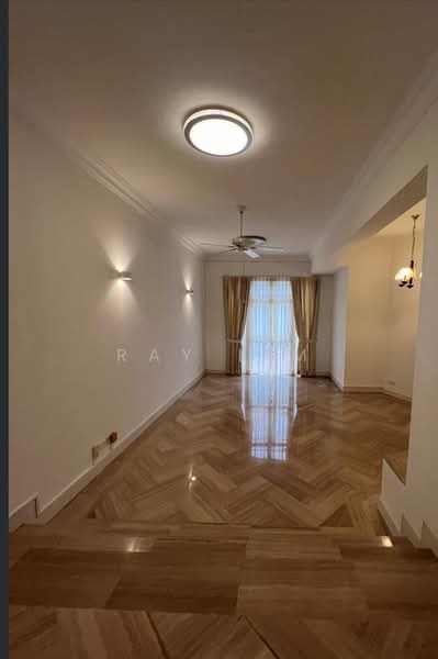 Orange Regency, 101 Fernhill Road, 4 Bedrooms, 1,776 sqft, Apartment For Rent, by Ray Lim, 500195453 - Living Room - PropertyGuru.com.sg