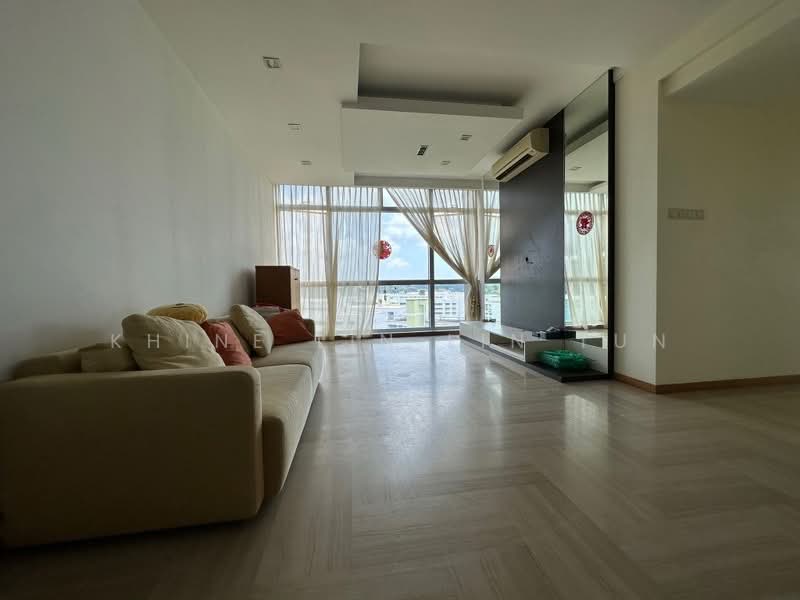 Hillview Regency, 26 Bukit Batok East Avenue 2, 3 Bedrooms, 1,130 sqft, Condominium For Sale, by Khine Lin Lin Tun, 500195457 - PropertyGuru.com.sg