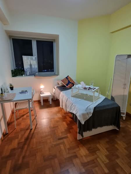 Hillview Regency, 26 Bukit Batok East Avenue 2, 3 Bedrooms, 1,130 sqft, Condominium For Sale, by Khine Lin Lin Tun, 500195457 - Bedroom - PropertyGuru.com.sg
