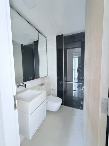 Amber Park, 16 Amber Gardens, 2 Bedrooms, 743 sqft, Condominium For Rent, by Anthea Yeo 杨丽娇, 500195458 - Bathroom - PropertyGuru.com.sg