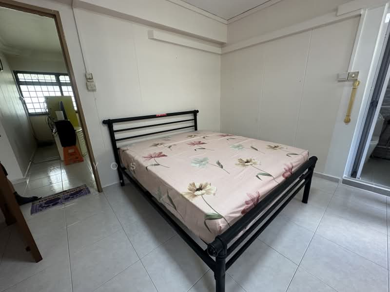 879 Woodlands Street 82, 879 Woodlands Street 82, 3 Bedrooms, 1,130 sqft, HDB Flat For Rent, by Yosh Choong, 500195459 - Bedroom - PropertyGuru.com.sg