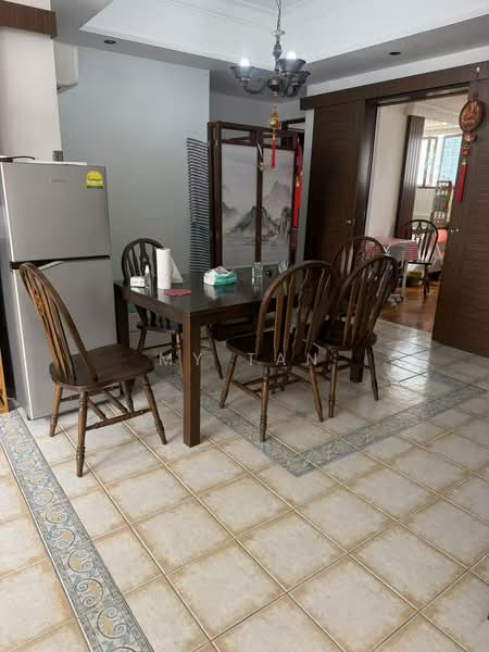 Birmingham Mansions, 130 Thomson Road, 3 Bedrooms, 1,066 sqft, Apartment For Rent, by MY Tan, 500195462 - Dining Room - PropertyGuru.com.sg