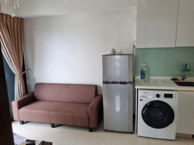 Domus, 8 Irrawaddy Road, 1 Bedroom, 474 sqft, Condominium For Rent, by DICKSON PANG, 500195466 - Living Room - PropertyGuru.com.sg