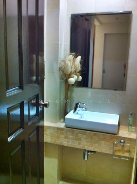 Symphony Heights, 43 Hume Avenue, 2 Bedrooms, 915 sqft, Condominium For Sale, by Victor Chua, 500195467 - Bathroom - PropertyGuru.com.sg