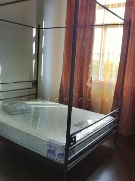 Symphony Heights, 43 Hume Avenue, 2 Bedrooms, 915 sqft, Condominium For Sale, by Victor Chua, 500195467 - Bedroom - PropertyGuru.com.sg