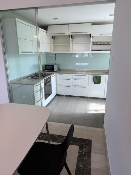 Symphony Heights, 43 Hume Avenue, 2 Bedrooms, 915 sqft, Condominium For Sale, by Victor Chua, 500195467 - Kitchen - PropertyGuru.com.sg
