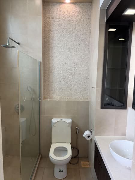 Symphony Heights, 43 Hume Avenue, 2 Bedrooms, 915 sqft, Condominium For Sale, by Victor Chua, 500195467 - Bathroom - PropertyGuru.com.sg