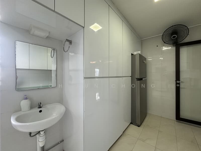 539 Jurong West Avenue 1, 539 Jurong West Avenue 1, 3 Bedrooms, 1,442 sqft, HDB Flat For Sale, by Toh Jun Chong, 500195469 - Kitchen - PropertyGuru.com.sg