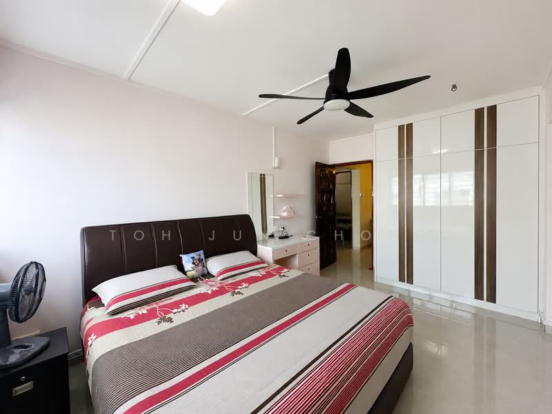 539 Jurong West Avenue 1, 539 Jurong West Avenue 1, 3 Bedrooms, 1,442 sqft, HDB Flat For Sale, by Toh Jun Chong, 500195469 - Bedroom - PropertyGuru.com.sg