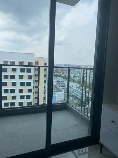 Affinity At Serangoon, , 1 Bedroom, 495 sqft, Condominium For Rent, by James Ng, 500195477 - Balcony - PropertyGuru.com.sg