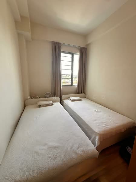The Tessarina, 26 Wilby Road, 2 Bedrooms, 1,012 sqft, Condominium For Rent, by Anthea Yeo 杨丽娇, 500195485 - Bedroom - PropertyGuru.com.sg