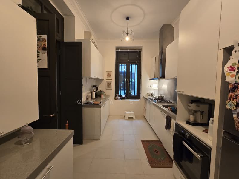 Emerald Hill Conservation Area, Emerald Hill Road, 3 Bedrooms, 1,542 sqft, Conservation House For Rent, by Chia S M, 500195493 - Kitchen - PropertyGuru.com.sg