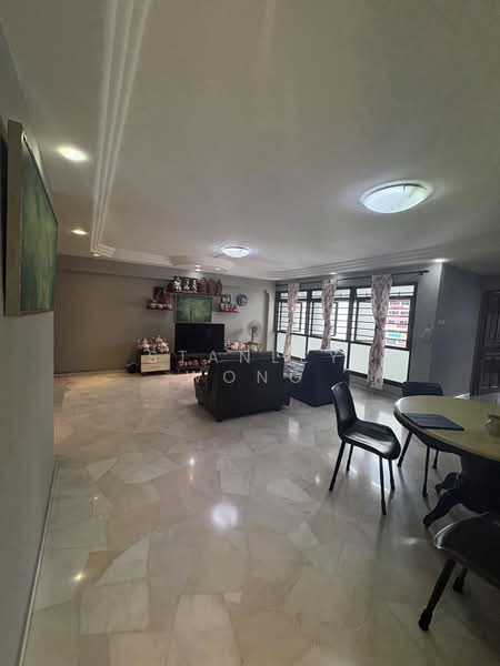 634 Jurong West Street 65, 634 Jurong West Street 65, 3 Bedrooms, 1,184 sqft, HDB Flat For Sale, by Stanley Wong, 500195500 - Living Room - PropertyGuru.com.sg
