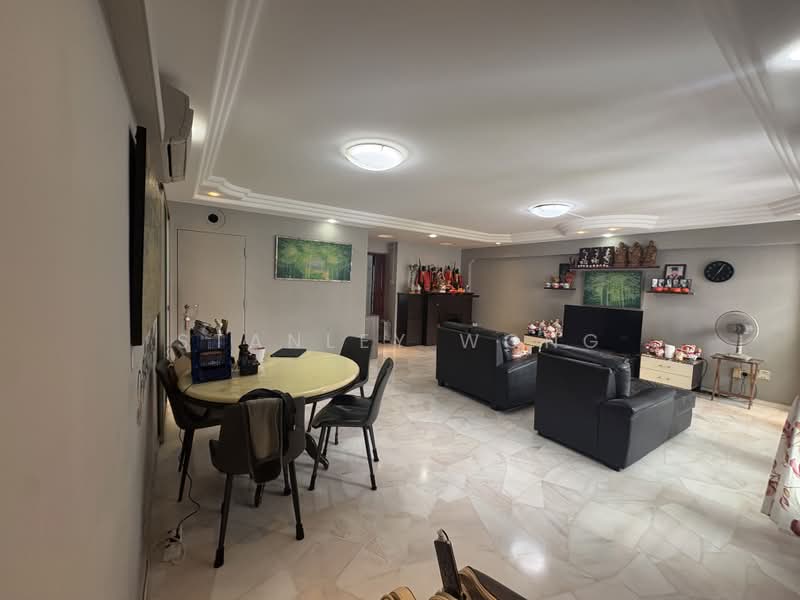 634 Jurong West Street 65, 634 Jurong West Street 65, 3 Bedrooms, 1,184 sqft, HDB Flat For Sale, by Stanley Wong, 500195500 - Living Room - PropertyGuru.com.sg