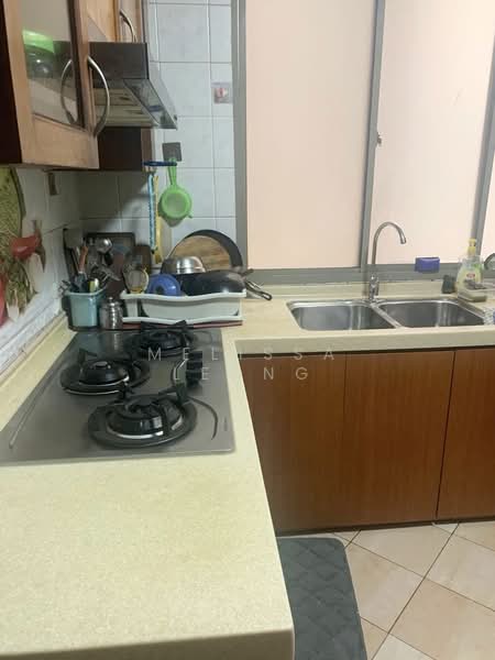 Parc Vista, 450 Corporation Road, 2 Bedrooms, 1,076 sqft, Condominium For Rent, by Melissa Leong, 500195510 - Kitchen - PropertyGuru.com.sg