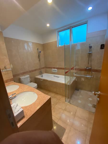 The Horizon, 1 Holt Road, 3 Bedrooms, 1,722 sqft, Condominium For Rent, by Ng Dorrynn, 500195516 - Bathroom - PropertyGuru.com.sg