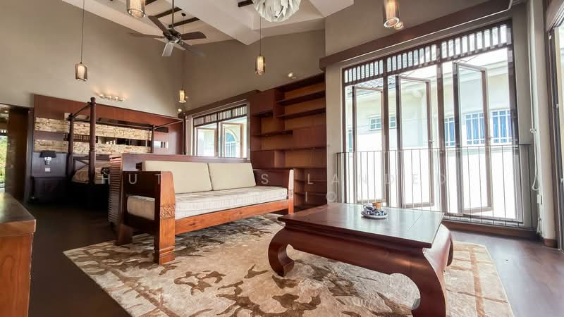 Sea Breeze, Simei, 5 Bedrooms, 6,171 sqft, Semi-Detached House For Sale, by IRENE ZITA WONG, 500195518 - Bedroom - PropertyGuru.com.sg