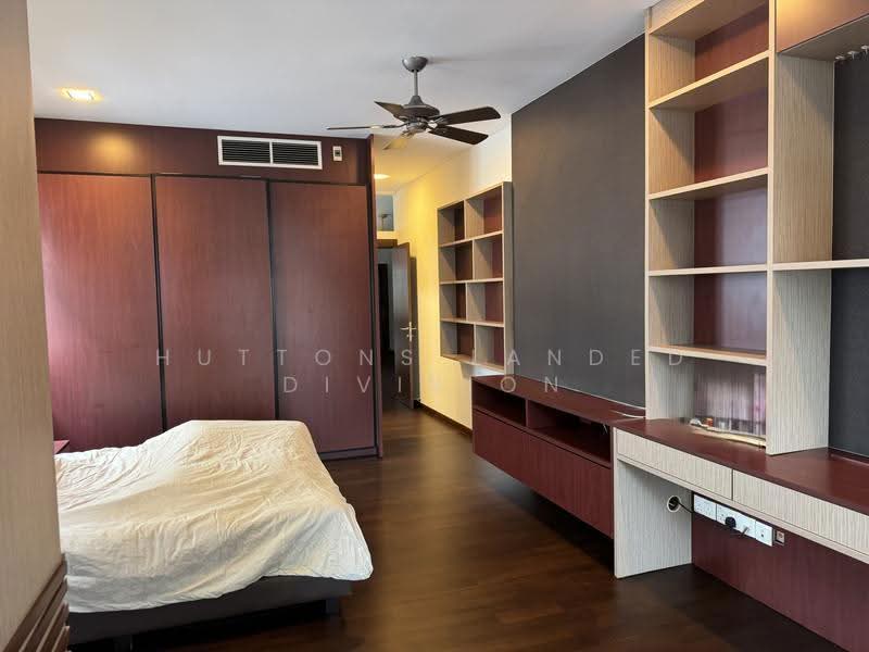 Sea Breeze, Simei, Bedok / Upper East Coast, 5 Bedrooms, 6,172 sqft, Semi-Detached House For Sale, by IRENE ZITA WONG, 500195518 - Bedroom 1 - PropertyGuru.com.sg