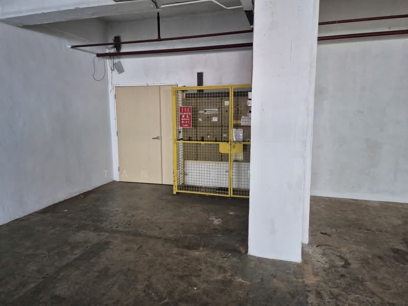 Tong Lee Building, 37 Kallang Pudding Road, Macpherson / Potong Pasir, 2,982 sqft, Light Industrial (B1) For Rent, by Tan Terence, 500195521 - Interior - CommercialGuru.com.sg