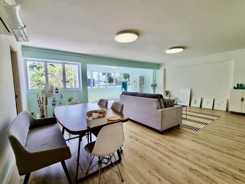Great World, , 3 Bedrooms, 1,280 sqft, HDB Flat For Sale, by Loh Chee Mun, 500195524 - Living Room - PropertyGuru.com.sg