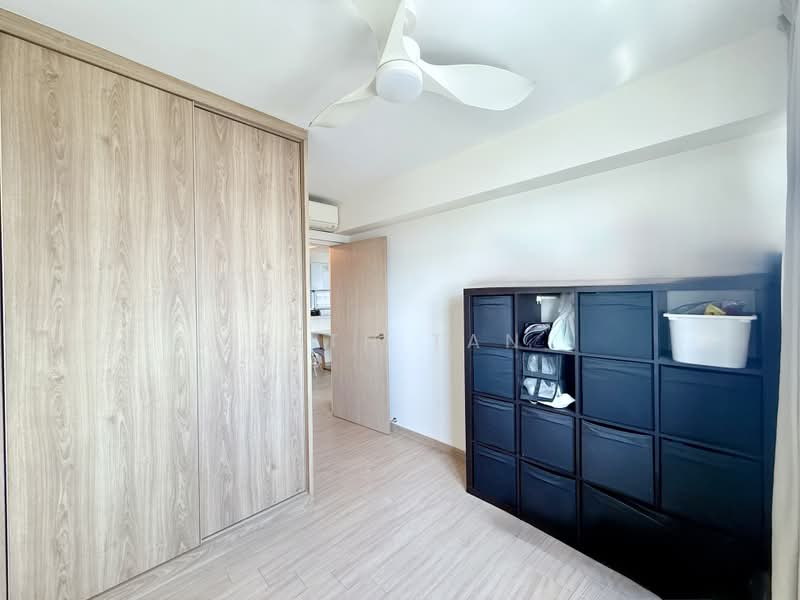 78 Lorong Limau, 78 Lorong Limau, 3 Bedrooms, 1,001 sqft, HDB Flat For Rent, by Beth Tan, 500195534 - Bedroom 2 - PropertyGuru.com.sg