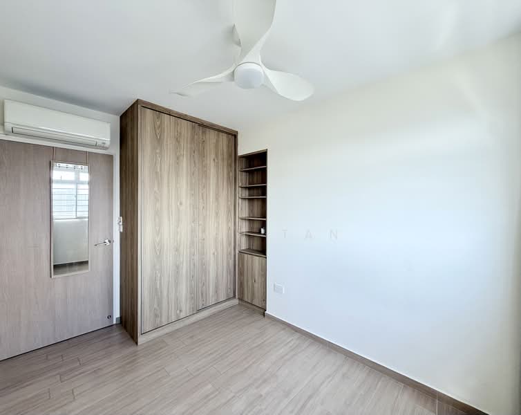 78 Lorong Limau, 78 Lorong Limau, 3 Bedrooms, 1,001 sqft, HDB Flat For Rent, by Beth Tan, 500195534 - Bedroom 3 - PropertyGuru.com.sg