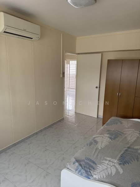 155 Lorong 1 Toa Payoh, 155 Lorong 1 Toa Payoh, 3 Bedrooms, 1,076 sqft, HDB Flat For Rent, by Jason Chen, 500195545 - Bedroom - PropertyGuru.com.sg