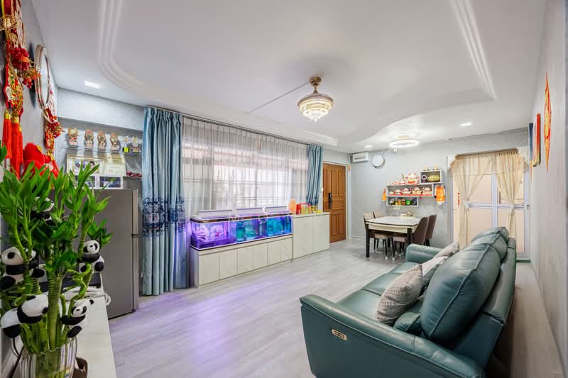 195 Rivervale Drive, 195 Rivervale Drive, 3 Bedrooms, 979 sqft, HDB Flat For Sale, by Desmond Ho, 500195554 - Living Room - PropertyGuru.com.sg