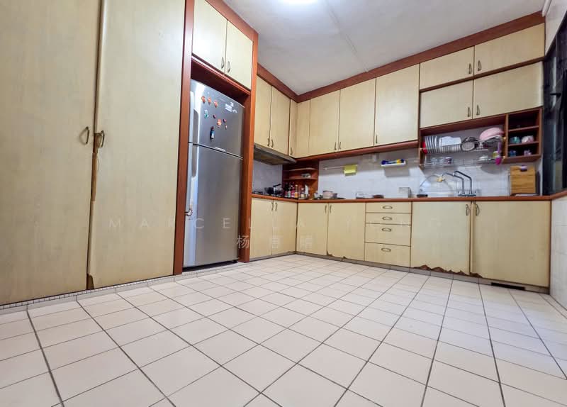 172 Hougang Avenue 1, 172 Hougang Avenue 1, 3 Bedrooms, 1,087 sqft, HDB Flat For Sale, by Marcella Yong 杨惠晴, 500195559 - PropertyGuru.com.sg