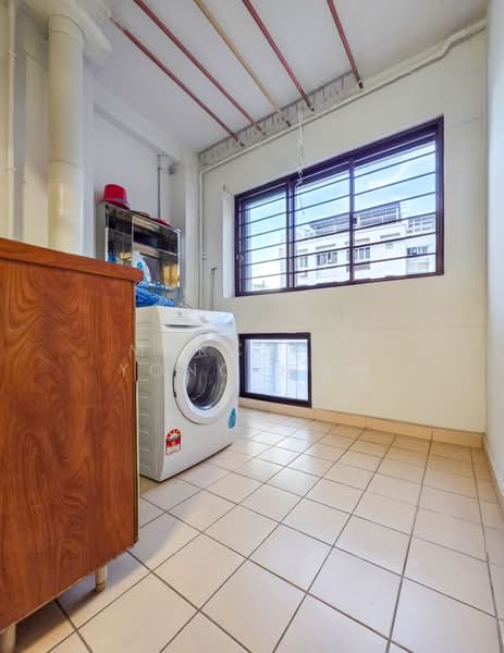 172 Hougang Avenue 1, 172 Hougang Avenue 1, 3 Bedrooms, 1,087 sqft, HDB Flat For Sale, by Marcella Yong 杨惠晴, 500195559 - PropertyGuru.com.sg