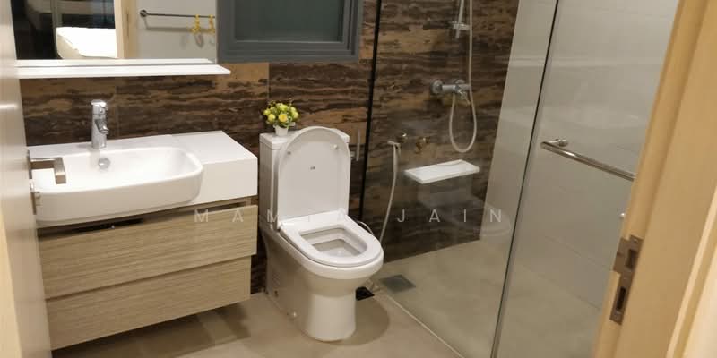 The Luxurie, 11 Compassvale Road, 3 Bedrooms, 797 sqft, Condominium For Rent, by Mamta Jain, 500195563 - Bathroom - PropertyGuru.com.sg