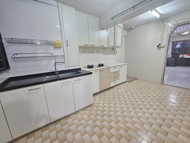 233 Lorong 8 Toa Payoh, 233 Lorong 8 Toa Payoh, 3 Bedrooms, 710 sqft, HDB Flat For Sale, by Aiden Gan, 500195572 - Kitchen - PropertyGuru.com.sg