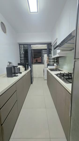 310B Punggol Walk, 310B Punggol Walk, 3 Bedrooms, 990 sqft, HDB Flat For Sale, by James Yeo, 500195590 - Kitchen - PropertyGuru.com.sg