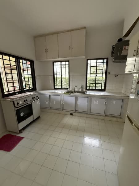 Sunset Way, Sunset Way, 4 Bedrooms, 4,000 sqft, Detached House For Sale, by Pravin Kumar, 500195591 - Kitchen - PropertyGuru.com.sg