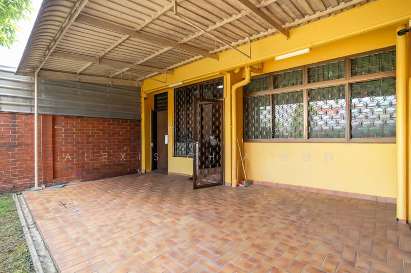 4 bedder Terrace near Kovan enclave, Richards Avenue, 4 Bedrooms, 3,000 sqft, Terraced House For Sale, by Alexis Chia 谢慧丽, 500195594 - Exterior - PropertyGuru.com.sg