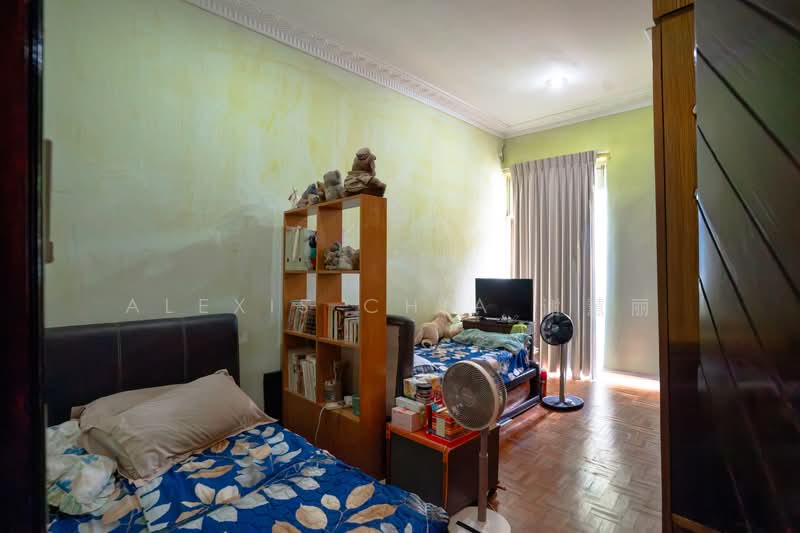 4 bedder Terrace near Kovan enclave, Richards Avenue, 4 Bedrooms, 3,000 sqft, Terraced House For Sale, by Alexis Chia 谢慧丽, 500195594 - Bedroom - PropertyGuru.com.sg