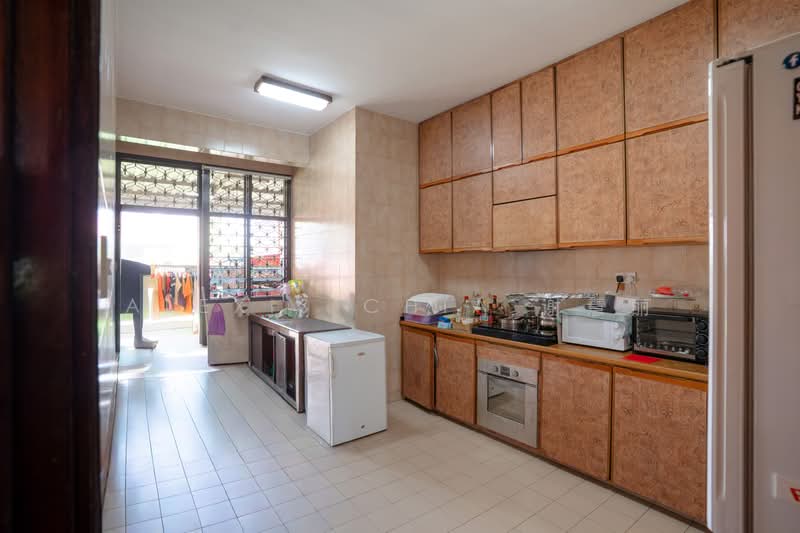 4 bedder Terrace near Kovan enclave, Richards Avenue, 4 Bedrooms, 3,000 sqft, Terraced House For Sale, by Alexis Chia 谢慧丽, 500195594 - Kitchen - PropertyGuru.com.sg
