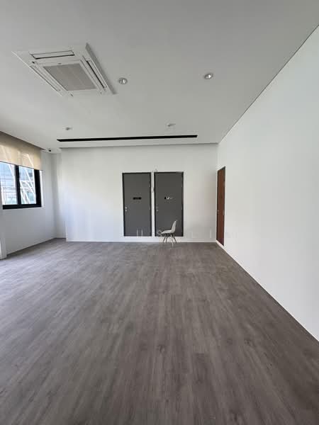 North Bridge Centre, 420 North Bridge Road, 667 sqft, Other Retail For Rent, by Remus Lim, 500195612 - Interior - CommercialGuru.com.sg