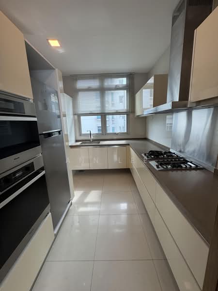Residences @ Emerald Hill, 119 Emerald Hill Road, 4 Bedrooms, 1,657 sqft, Condominium For Sale, by Ann Lee, 500195618 - Kitchen - PropertyGuru.com.sg